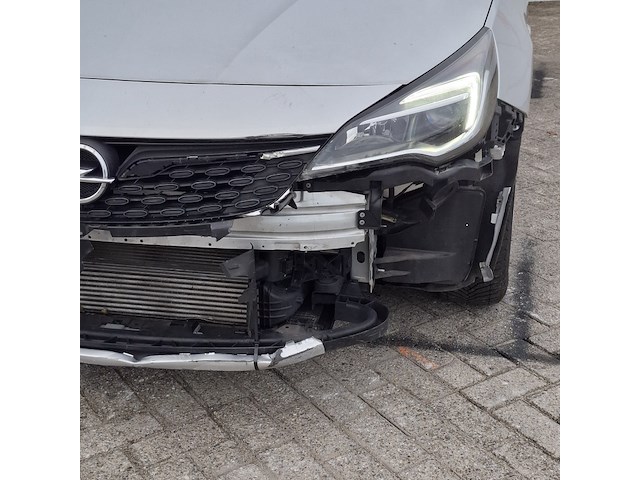 Personenauto, opel, astra, 2020 - afbeelding 33 van  43