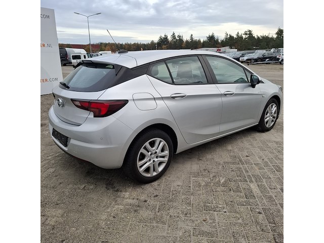 Personenauto, opel, astra, 2020 - afbeelding 39 van  43