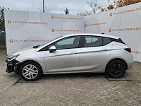 Personenauto, opel, astra, 2020 - afbeelding 42 van  43