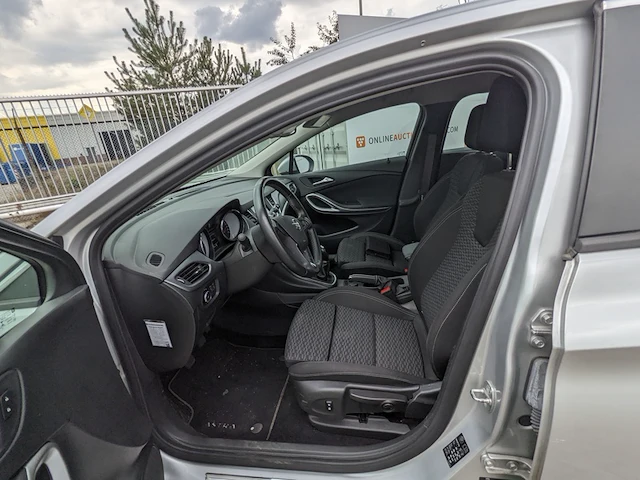 Personenauto opel, astra, bouwjaar 2019 - afbeelding 6 van  66
