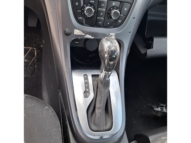 Personenauto, opel, astra sports tourer 2.0 cdti edition , 2015 - afbeelding 17 van  56