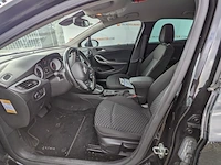 Personenauto, opel, astra - afbeelding 3 van  43