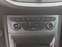 Personenauto, opel, astra - afbeelding 13 van  43