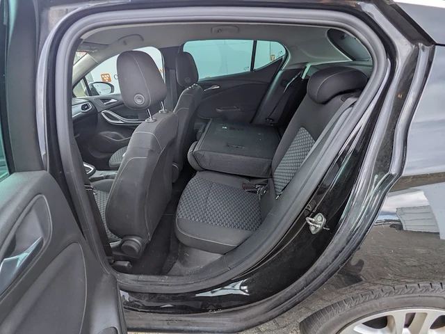 Personenauto, opel, astra - afbeelding 18 van  43