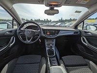 Personenauto, opel, astra - afbeelding 4 van  43