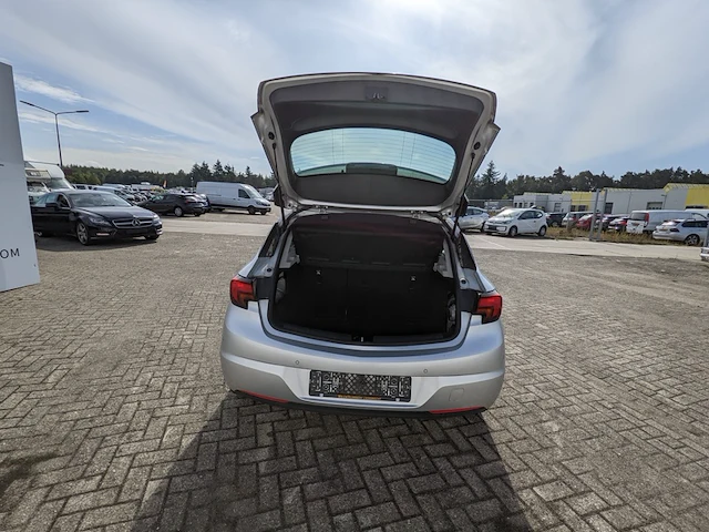 Personenauto, opel, astra - afbeelding 24 van  43
