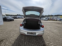Personenauto, opel, astra - afbeelding 24 van  43