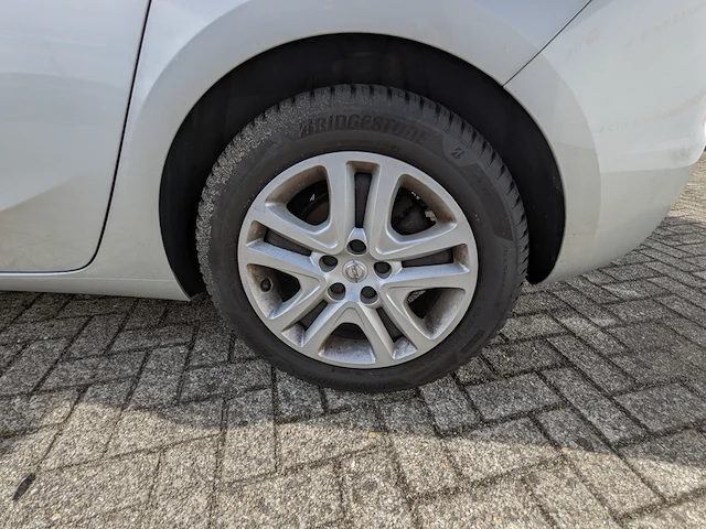 Personenauto, opel, astra - afbeelding 33 van  43