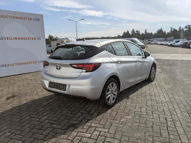 Personenauto, opel, astra - afbeelding 40 van  43