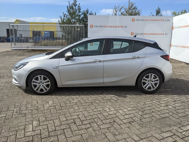 Personenauto, opel, astra - afbeelding 43 van  43