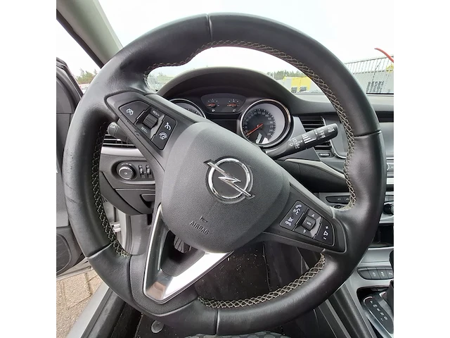 Personenauto, opel, astra - afbeelding 12 van  39