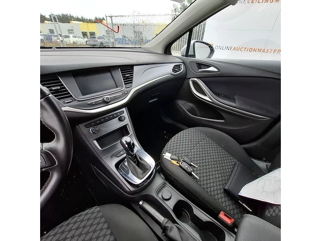 Personenauto, opel, astra - afbeelding 16 van  39