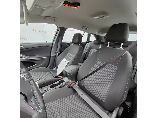 Personenauto, opel, astra - afbeelding 17 van  39
