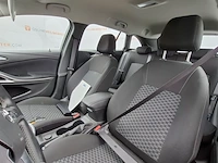 Personenauto, opel, astra - afbeelding 17 van  39