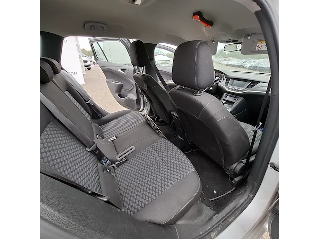 Personenauto, opel, astra - afbeelding 19 van  39