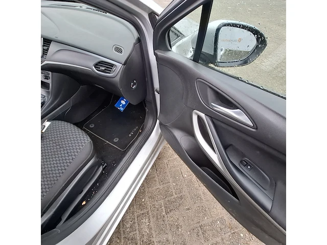 Personenauto, opel, astra - afbeelding 21 van  39