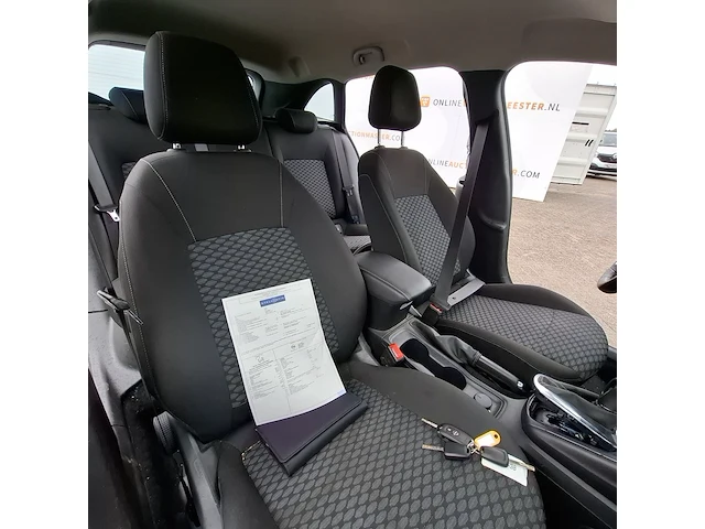 Personenauto, opel, astra - afbeelding 23 van  39