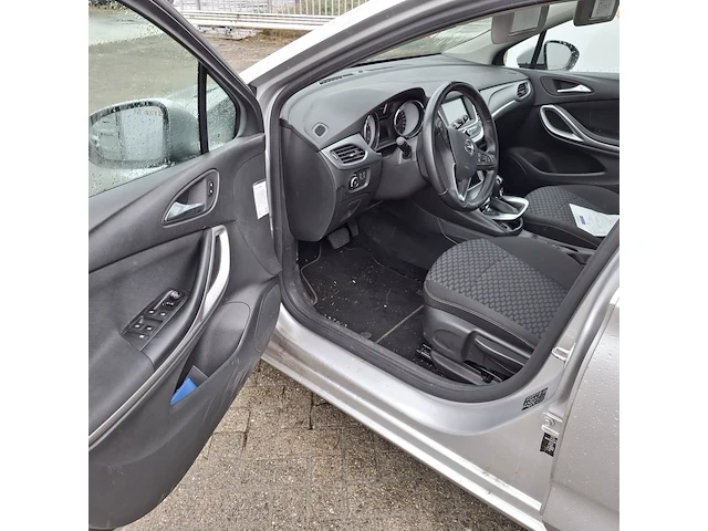 Personenauto, opel, astra - afbeelding 9 van  39