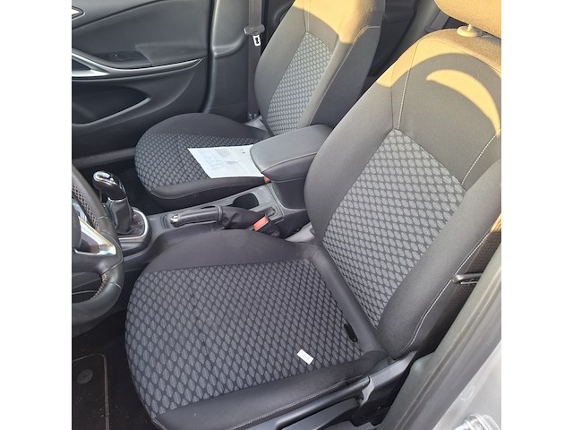 Personenauto, opel, astra - afbeelding 8 van  32