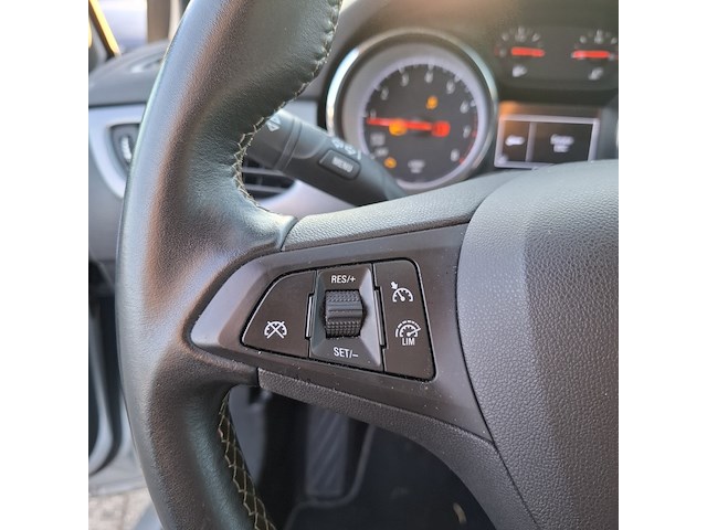 Personenauto, opel, astra - afbeelding 10 van  32