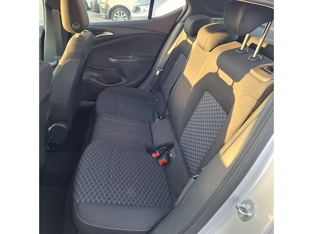 Personenauto, opel, astra - afbeelding 21 van  32