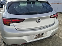 Personenauto, opel, astra - afbeelding 29 van  32