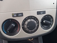 Personenauto opel, corsa 1.2-16v business, bouwjaar 2008 - afbeelding 14 van  69