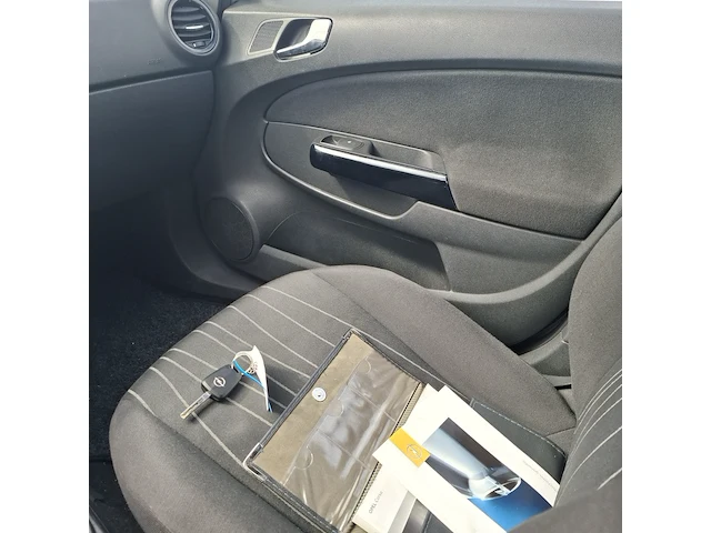 Personenauto opel, corsa 1.2-16v business, bouwjaar 2008 - afbeelding 16 van  69