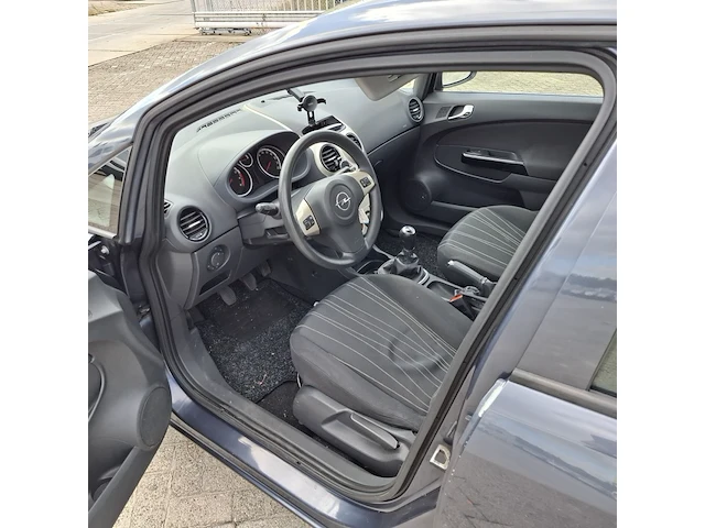 Personenauto opel, corsa 1.2-16v enjoy, grijs, bouwjaar 2007 - afbeelding 2 van  48