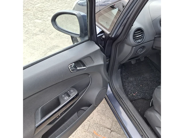 Personenauto opel, corsa 1.2-16v enjoy, grijs, bouwjaar 2007 - afbeelding 3 van  48
