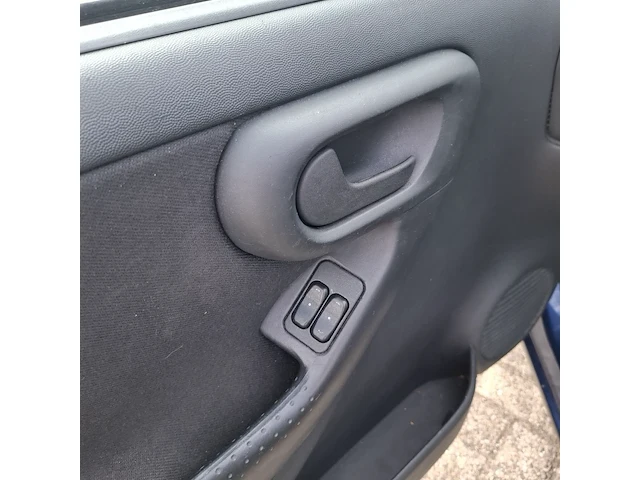 Personenauto, opel, corsa 1.2-16v essentia, 2005 - afbeelding 6 van  37