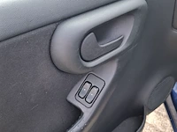 Personenauto, opel, corsa 1.2-16v essentia, 2005 - afbeelding 6 van  37