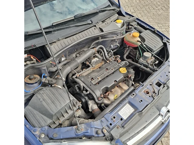 Personenauto, opel, corsa 1.2-16v essentia, 2005 - afbeelding 24 van  37