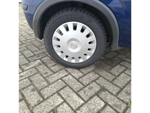 Personenauto opel, corsa 1.2-16v essentia, blauw, bouwjaar 2005 - afbeelding 3 van  37