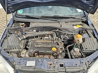 Personenauto opel, corsa 1.2-16v essentia, blauw, bouwjaar 2005 - afbeelding 18 van  37