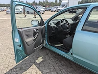 Personenauto opel, corsa 1.2 16v maxx, bouwjaar 2004 - afbeelding 3 van  34