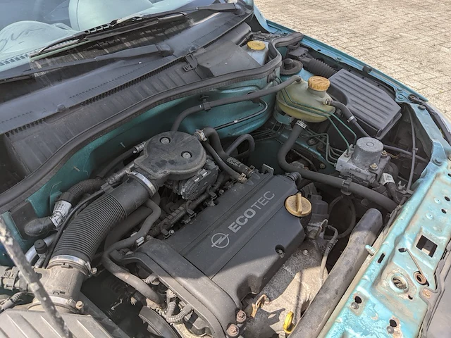 Personenauto opel, corsa 1.2 16v maxx, bouwjaar 2004 - afbeelding 19 van  34