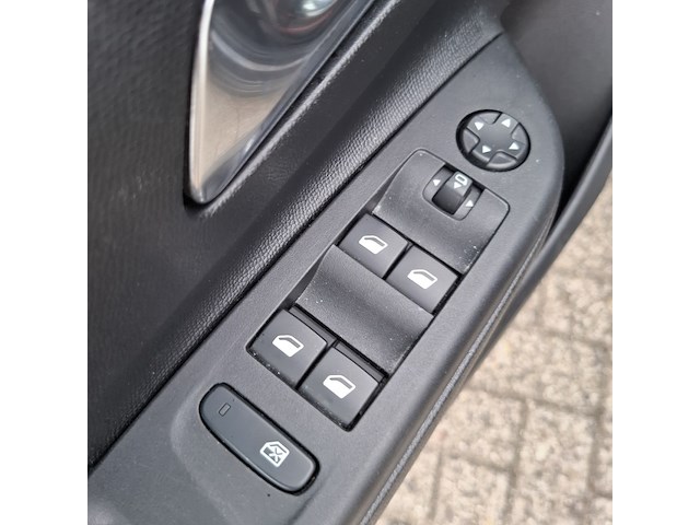 Personenauto, opel, corsa 1.2, 2022 - afbeelding 16 van  32