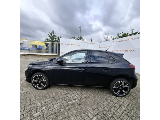 Personenauto opel, corsa 1.2, bouwjaar 2022 - afbeelding 32 van  33
