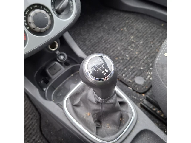 Personenauto opel, corsa 1.2 lpg, grijs, bouwjaar 2011 - afbeelding 9 van  42