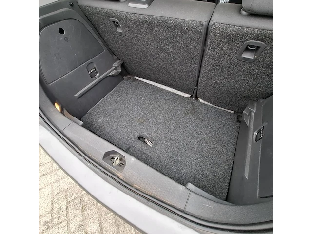 Personenauto opel, corsa 1.2 lpg, grijs, bouwjaar 2011 - afbeelding 13 van  42