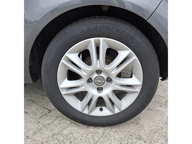 Personenauto opel, corsa 1.2 lpg, grijs, bouwjaar 2011 - afbeelding 24 van  42