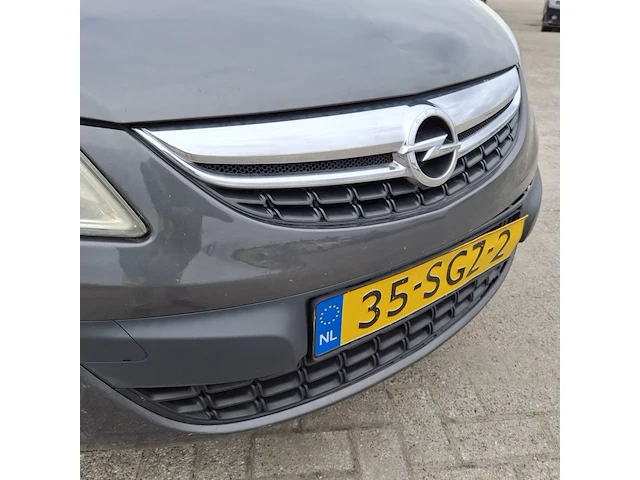 Personenauto opel, corsa 1.2 lpg, grijs, bouwjaar 2011 - afbeelding 37 van  42