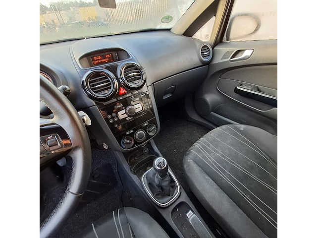 Personenauto, opel, corsa 1.3, 2011 - afbeelding 26 van  41