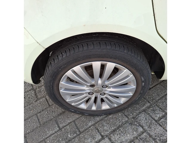 Personenauto, opel, corsa 1.4-16v edition, 2011 - afbeelding 3 van  27