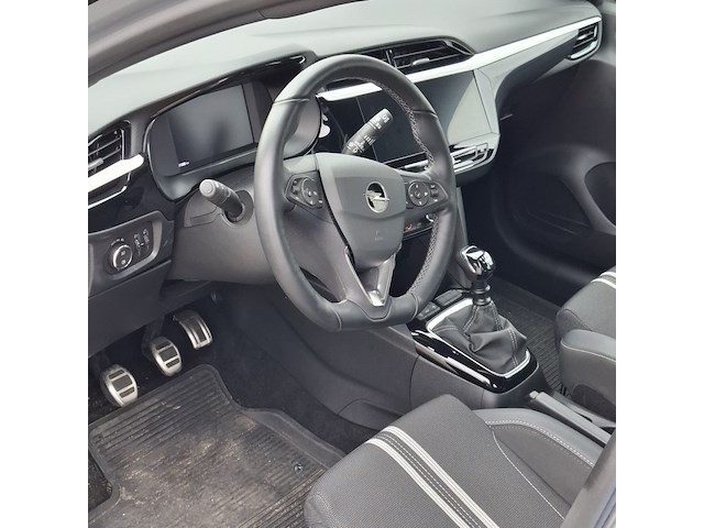 Personenauto, opel, corsa - afbeelding 10 van  54