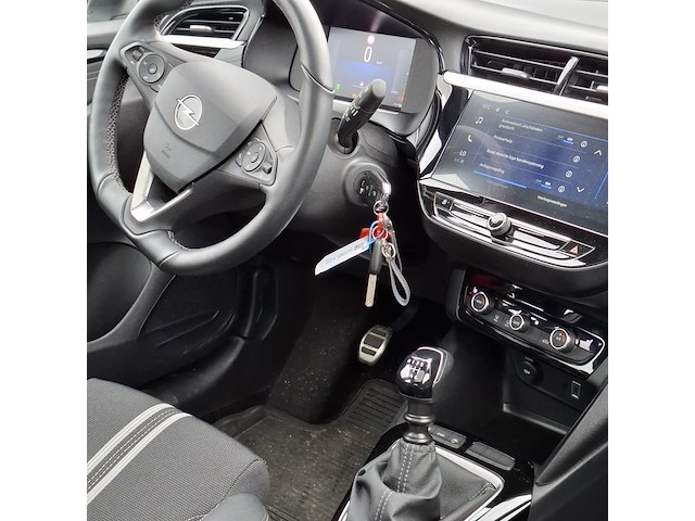 Personenauto, opel, corsa - afbeelding 38 van  54