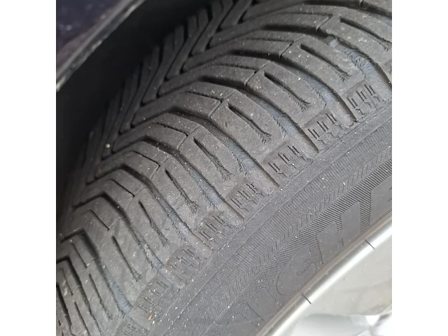 Personenauto opel, insignia , bouwjaar 2017 - afbeelding 2 van  45