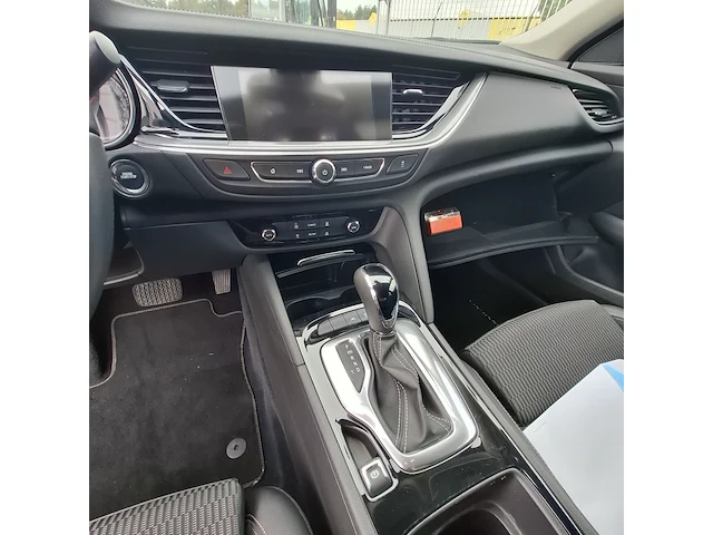 Personenauto opel, insignia , bouwjaar 2017 - afbeelding 13 van  45