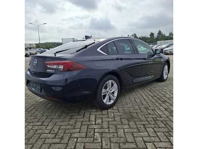 Personenauto opel, insignia , bouwjaar 2017 - afbeelding 41 van  45